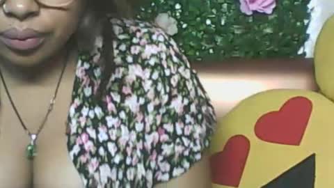 LadyXSnakes online show from 19, 10, 2025