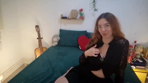 Laedystarlette online show from 20, 11, 2025