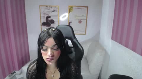 Snapshot of laia_angel_b chatting on 23, 2, 2025 Laia online show from 23, 2, 2025