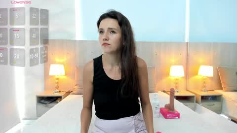 Snapshot of laia_cruz chatting on 27, 5, 2026 Laia Cruz online show from 27, 5, 2026