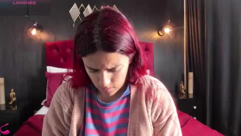 Laia  online show from 5, 12, 2025