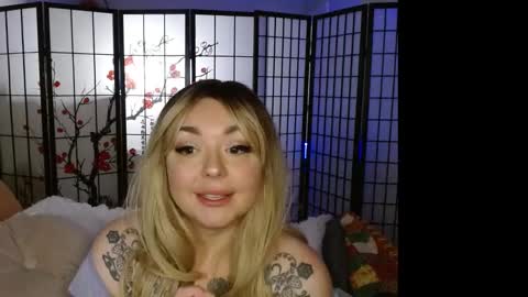 Laika Darling online show from 4, 10, 2025