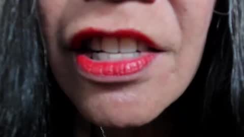 Lailacastillo online show from 25, 9, 2025