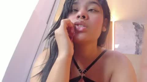 Snapshot of lailamorfy chatting on 15, 7, 2026 online show from 15, 7, 2026