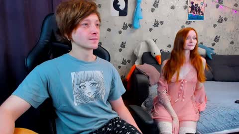 Snapshot of laksmrrr chatting on 1, 2, 2025 Lu Alex online show from 1, 2, 2025