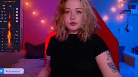 Snapshot of lala_loulou chatting on 20, 12, 2024 Nicky online show from 20, 12, 2024