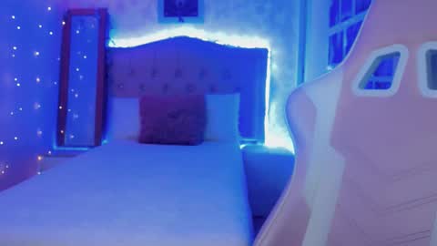 lala Moon online show from 17, 1, 2026