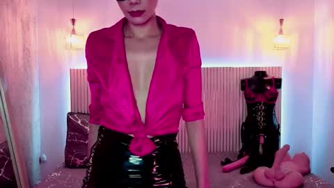 Miss Lala online show from 6, 3, 2026