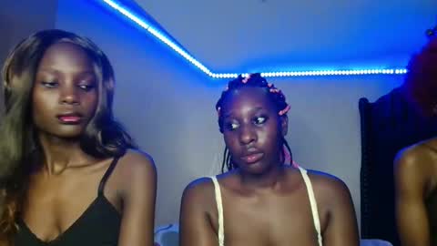 Lalisa online show from 15, 4, 2026