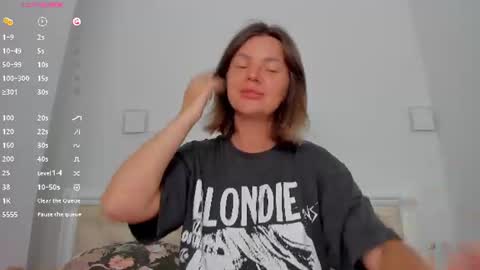 Lallie  online show from 11, 6, 2026
