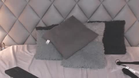 Laly Castro online show from 29, 12, 2024