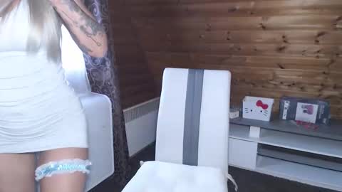 LaMadrina006 online show from 17, 11, 2025