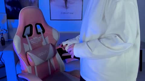 just call me Lana  and her security online show from 18, 1, 2025