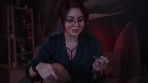 just call me Lana  and her security online show from 22, 10, 2025