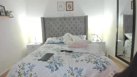 lana_roux online show from 18, 1, 2026