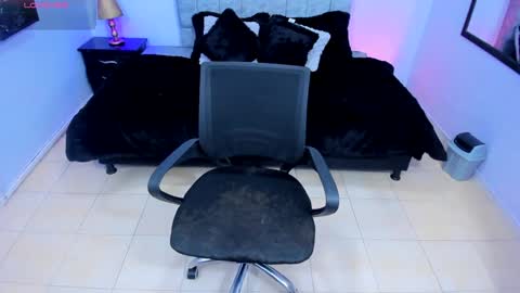 Snapshot of lana_stone_ chatting on 28, 1, 2025 online show from 28, 1, 2025