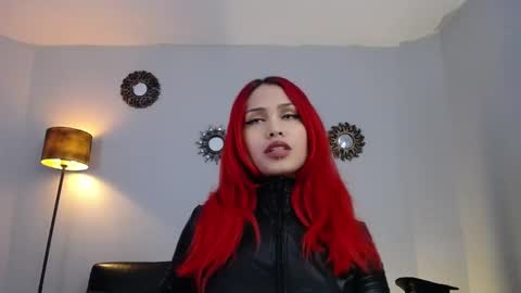 Snapshot of lanadoux_ chatting on 5, 12, 2024 Mistress Lana online show from 5, 12, 2024