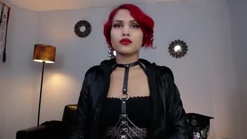 Snapshot of lanadoux_ chatting on 12, 1, 2025 Mistress Lana online show from 12, 1, 2025