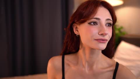 Lauretta online show from 25, 1, 2025