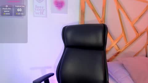 LanaJones online show from 13, 11, 2025