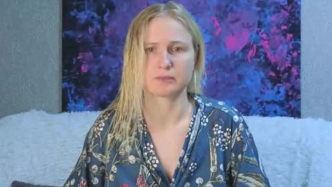 LanaviSmith online show from 1, 12, 2025