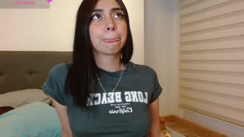 Snapshot of lania_spencer2 chatting on 13, 2, 2025 Valen and George online show from 13, 2, 2025