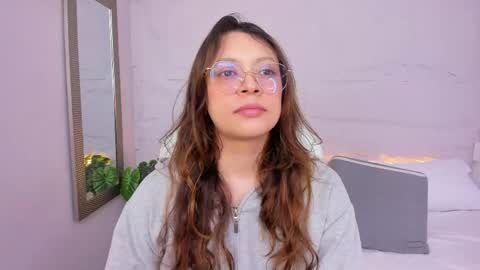 Snapshot of lanna_18_ chatting on 5, 6, 2026 Lanna online show from 5, 6, 2026