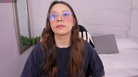 Snapshot of lanna_18_ chatting on 15, 7, 2026 Lanna online show from 15, 7, 2026