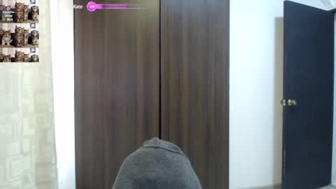 Snapshot of lanna_mills chatting on 21, 1, 2025 Lanna online show from 21, 1, 2025