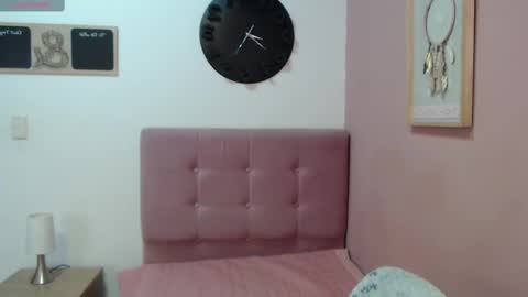 Snapshot of lanna_mills chatting on 26, 2, 2025 Lanna online show from 26, 2, 2025