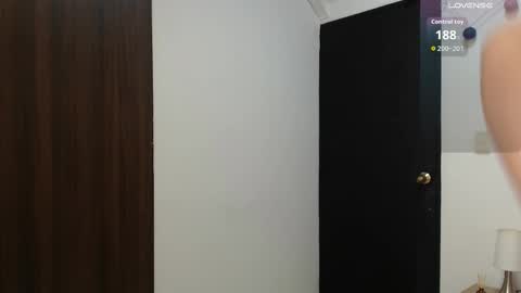 Snapshot of lanna_mills chatting on 26, 9, 2025 Lanna online show from 26, 9, 2025
