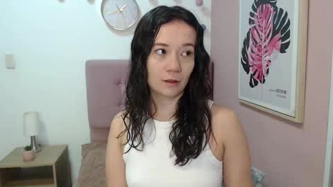 Snapshot of lanna_mills chatting on 7, 10, 2025 Lanna online show from 7, 10, 2025