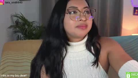 Lara  online show from 17, 4, 2026