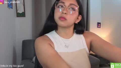 Snapshot of lara1__ chatting on 25, 5, 2026 Lara online show from 25, 5, 2026