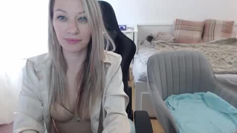 Lara online show from 13, 9, 2025