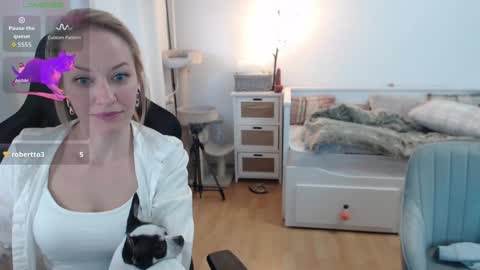 Lara online show from 2, 10, 2025