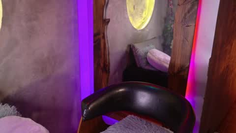 Snapshot of lara_curly chatting on 14, 7, 2026 lara_curly online show from 14, 7, 2026