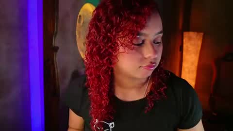 Snapshot of lara_curly chatting on 15, 7, 2026 lara_curly online show from 15, 7, 2026