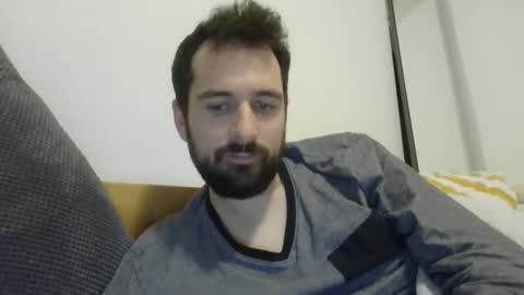 laraaan online show from 26, 10, 2025