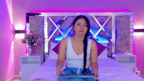 Lara online show from 13, 4, 2026