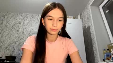 lara online show from 17, 4, 2026