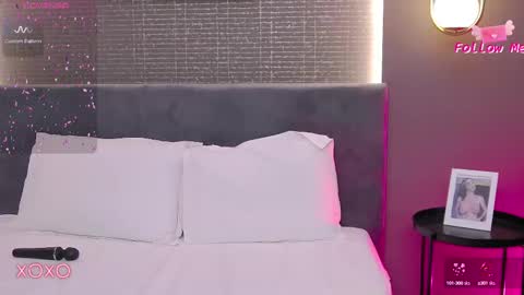 LaraKent online show from 20, 2, 2025