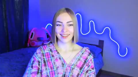 Snapshot of larakrein_lk chatting on 9, 10, 2025 LaraKrein lk online show from 9, 10, 2025