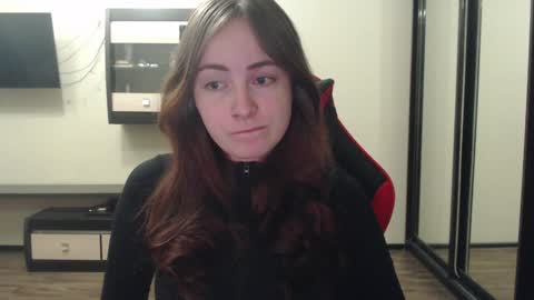 Laralianna online show from 6, 2, 2025