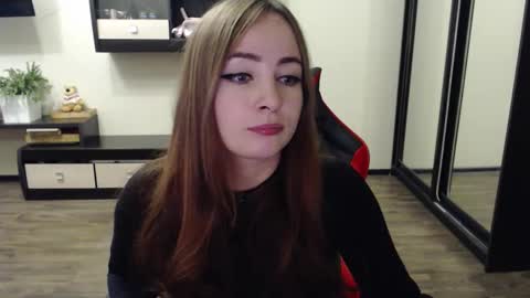 Laralianna online show from 17, 9, 2025