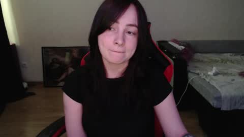 Laralianna online show from 23, 4, 2026