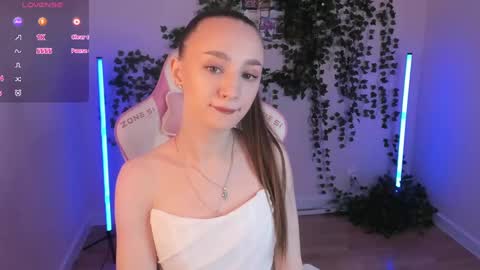 MY NAME IS LILY online show from 4, 3, 2025