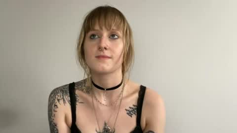Lara online show from 14, 7, 2026