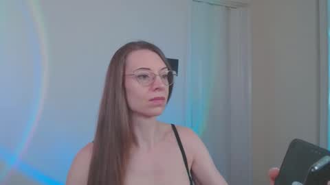 larawintersxxx online show from 5, 4, 2026