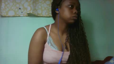 Snapshot of larissa645771 chatting on 12, 9, 2025 larissa645771 online show from 12, 9, 2025